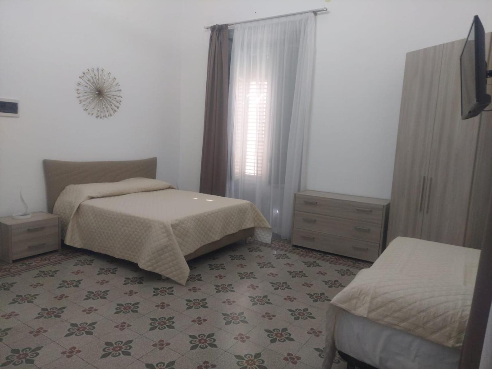 Guest House Lamphotel Militello Palermo Exterior photo